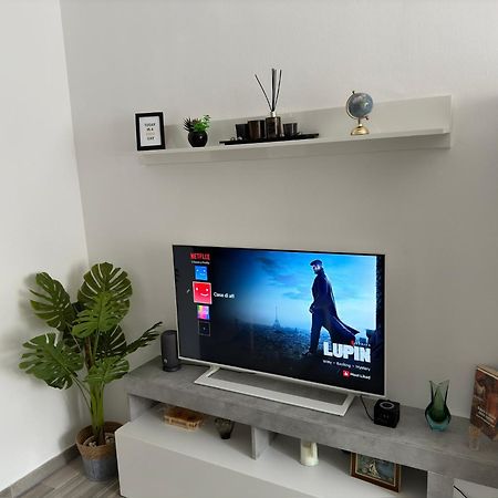 דירות ארונה Casa Di Afi, Perfect For 4 - Kitchen - Parking - Netflix מראה חיצוני תמונה